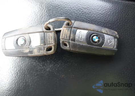 2008 BMW 328Xi z USA, uszkodzony, nr VIN WBAWV53548P078667